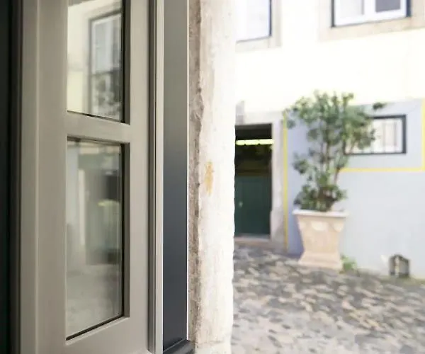 アパート Navy リスボン